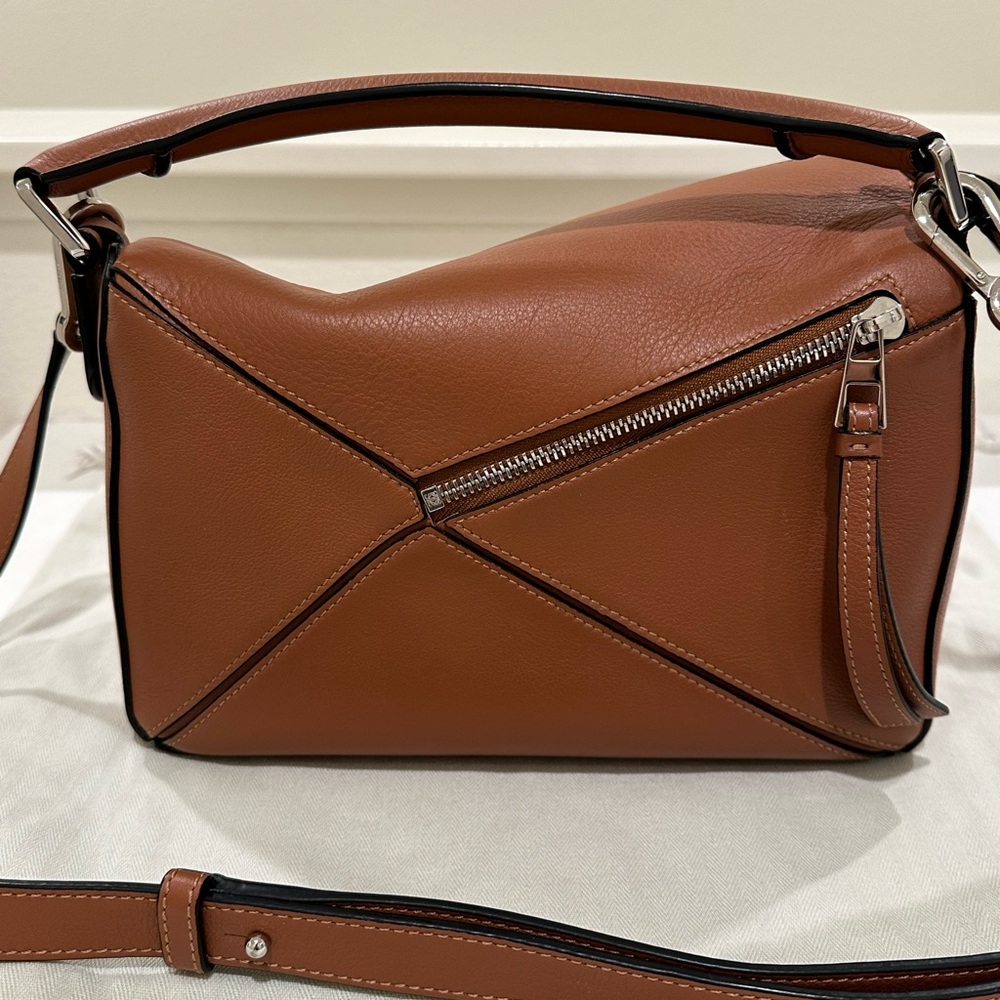 Loewe Small Puzzle Tan Calfskin Silver Hardware - Picture 5 of 8